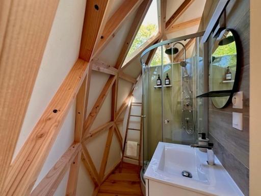 Dome Pathome Catonvielle المظهر الخارجي الصورة