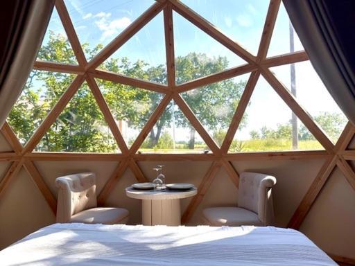 Dome Pathome Catonvielle المظهر الخارجي الصورة