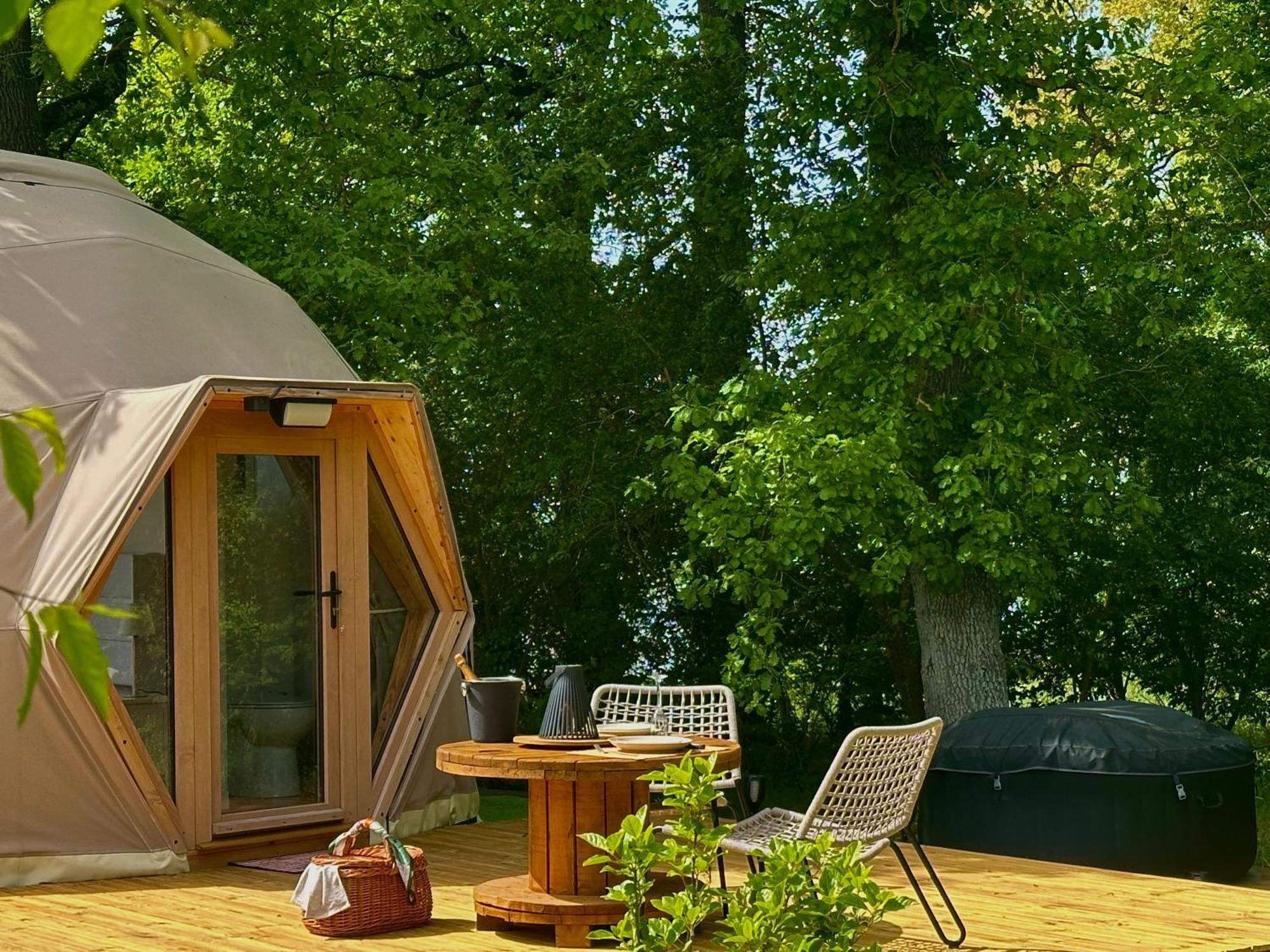 Dome Pathome Catonvielle المظهر الخارجي الصورة